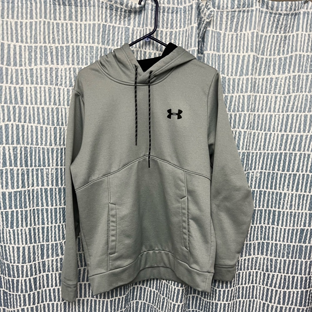 Mens Medium Under Armour Gray hooded sweatshirt